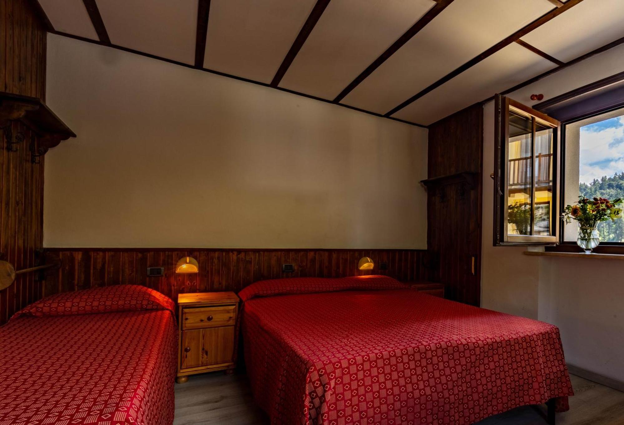 Hotel Saint Nicolas Gran Paradiso Buitenkant foto