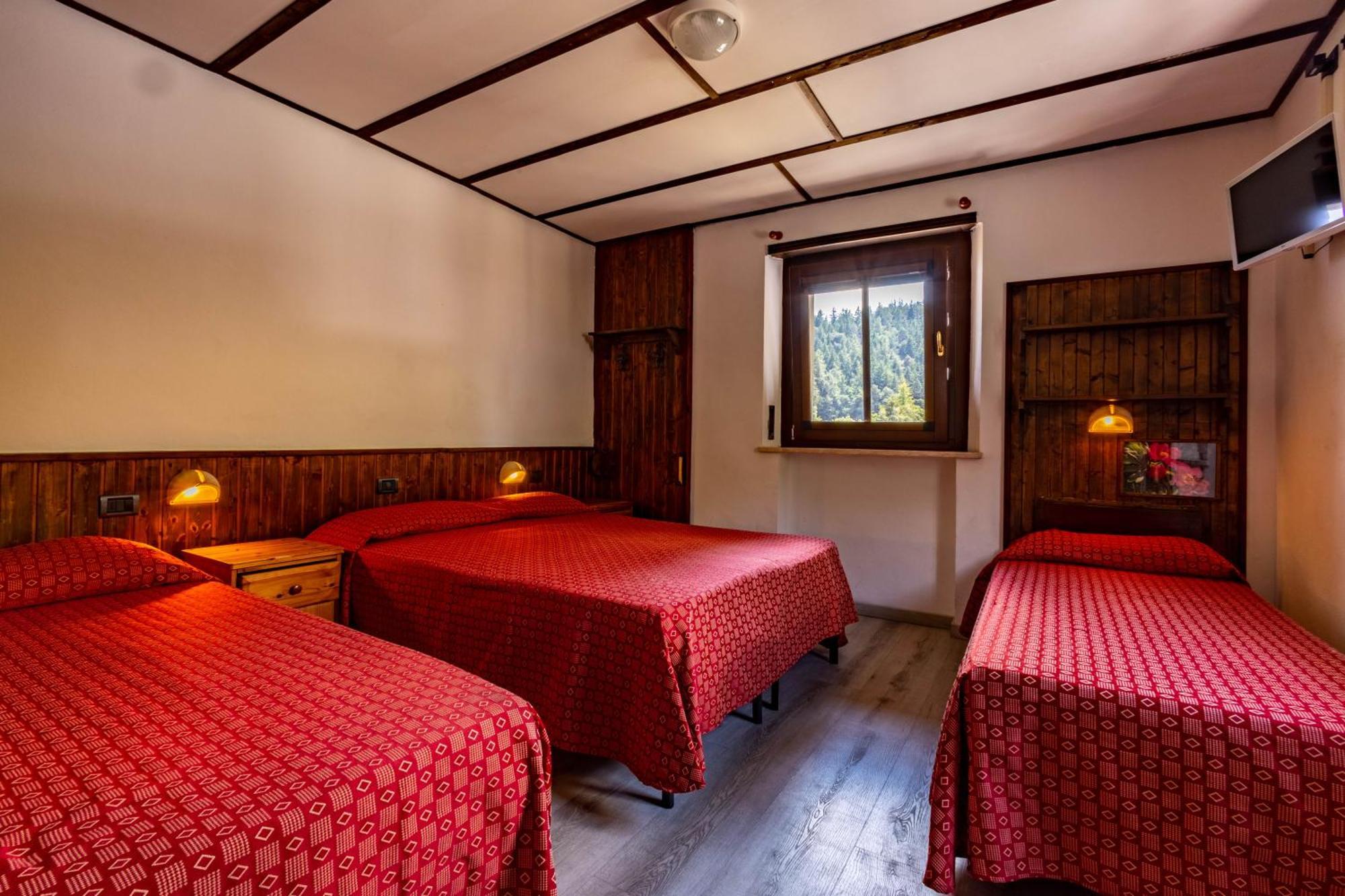 Hotel Saint Nicolas Gran Paradiso Buitenkant foto